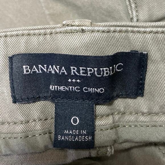 Banana Republic Women's Olive Green Mid Rise Authentic Chino Khaki Shorts Size 0 - Picture 4 of 5